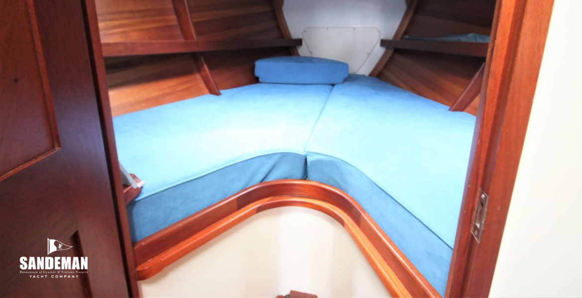 Into fore cabin