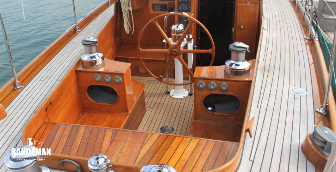 Cockpit view fwd to port