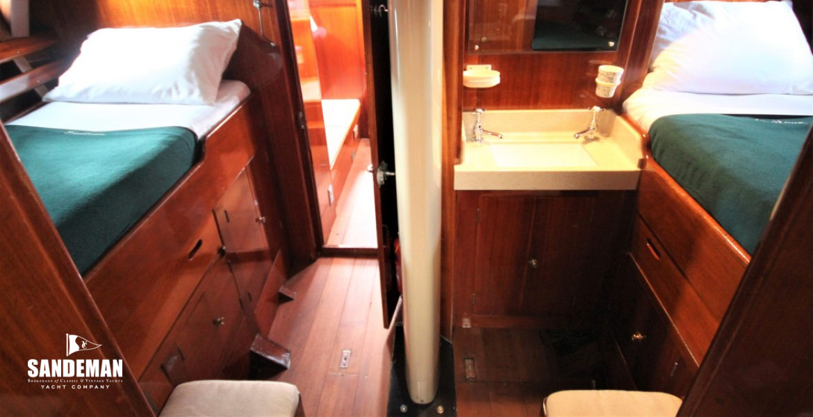 Fwd cabin view aft