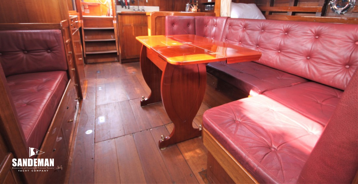 Saloon view aft to port
