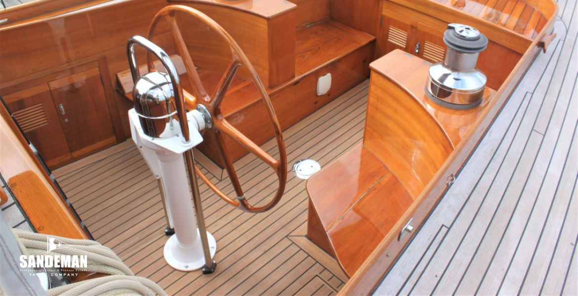 Cockpit view aft