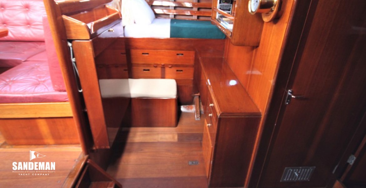 Passage cabin view to port