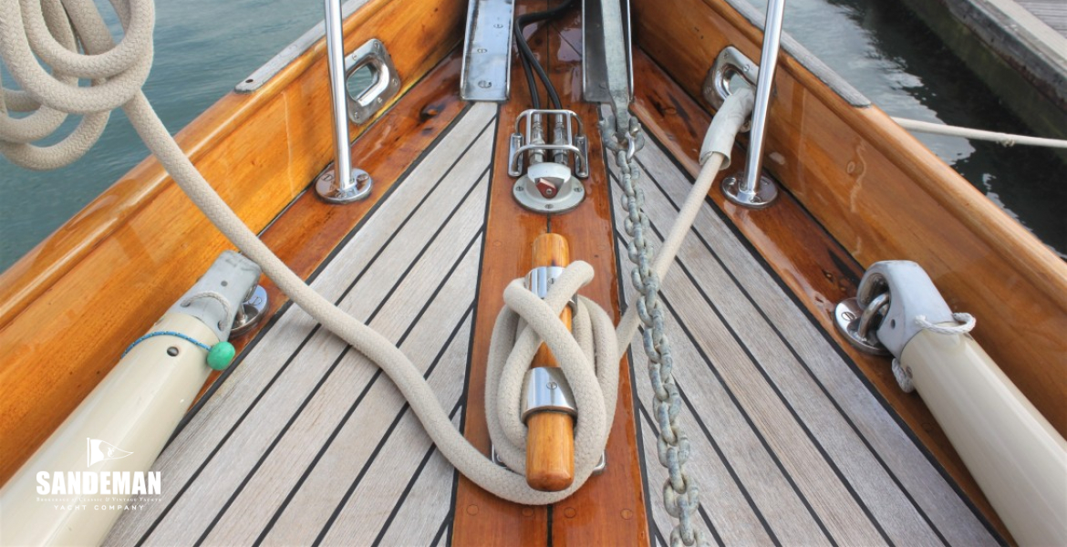 Fwd foredeck