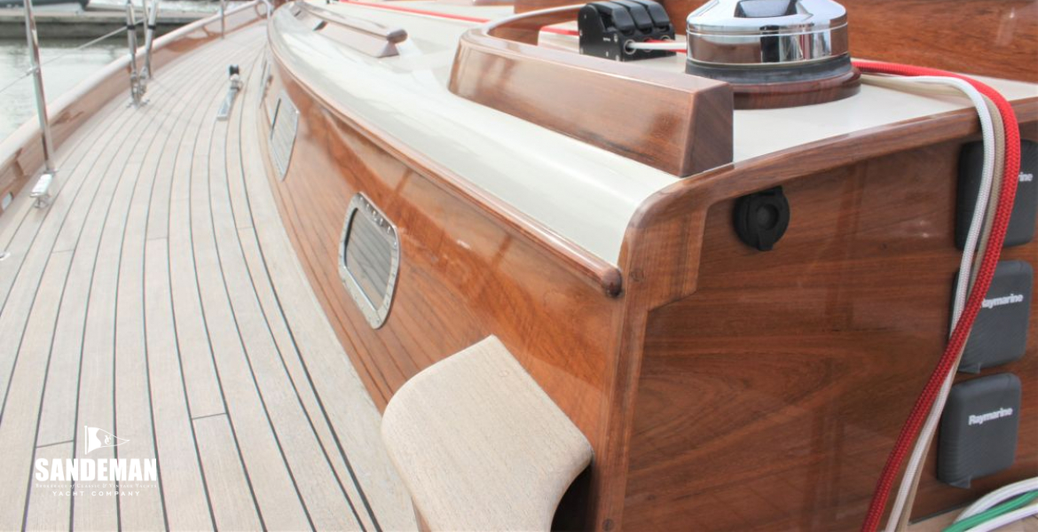 Port side deck view fwd