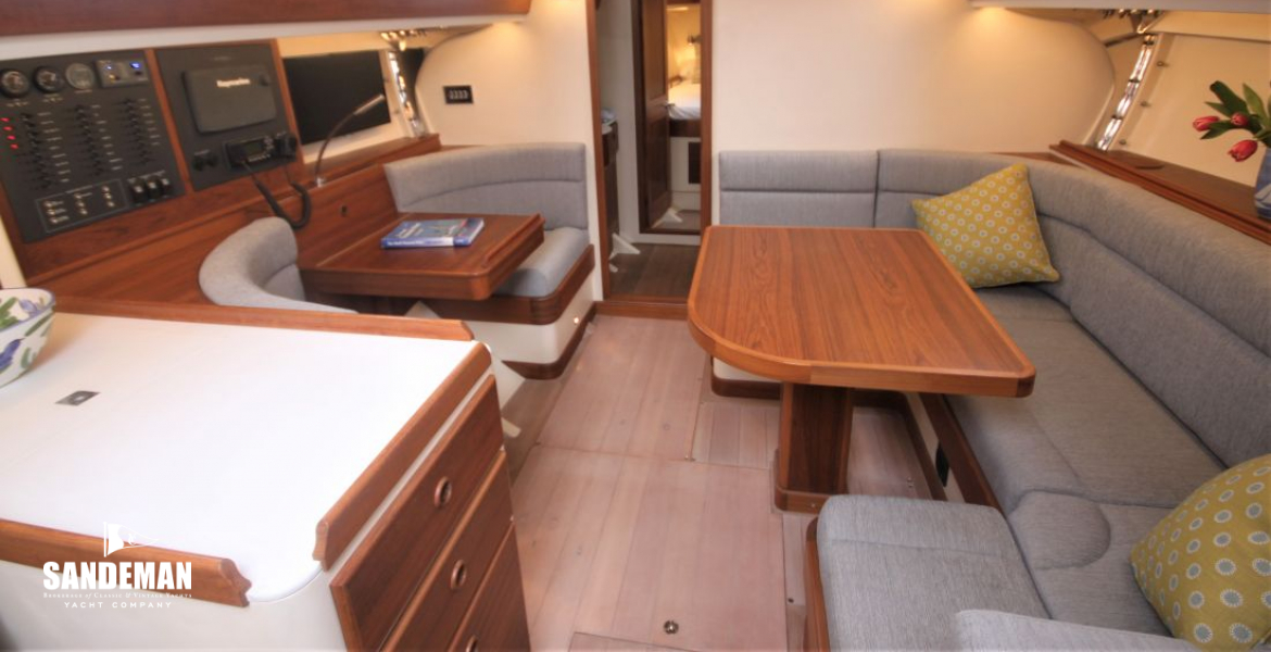 Accommodation view fwd from companionway