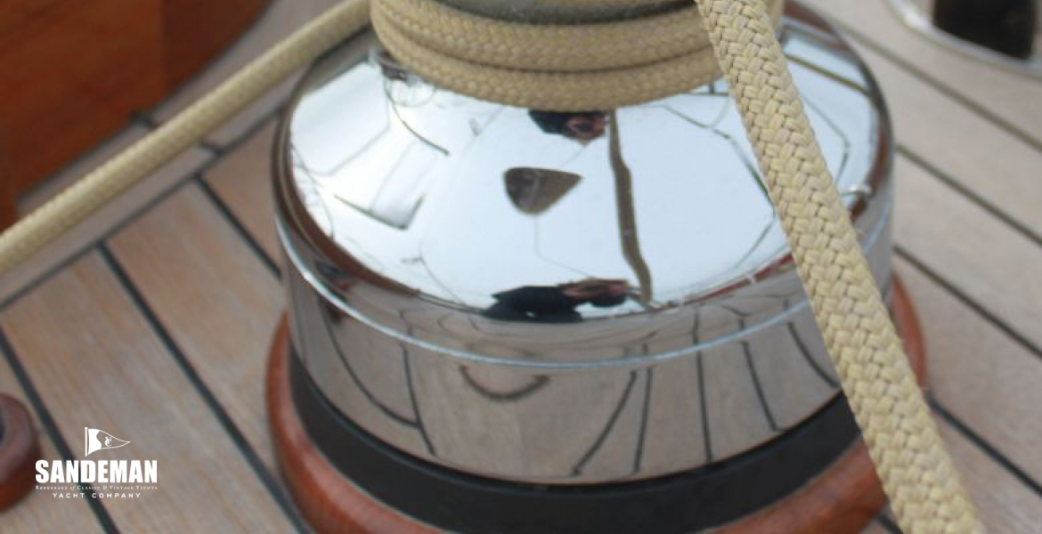 Mainsheet winch