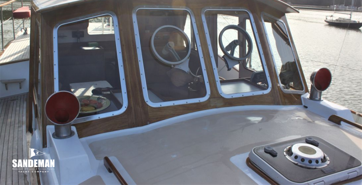 Deckhouse view aft