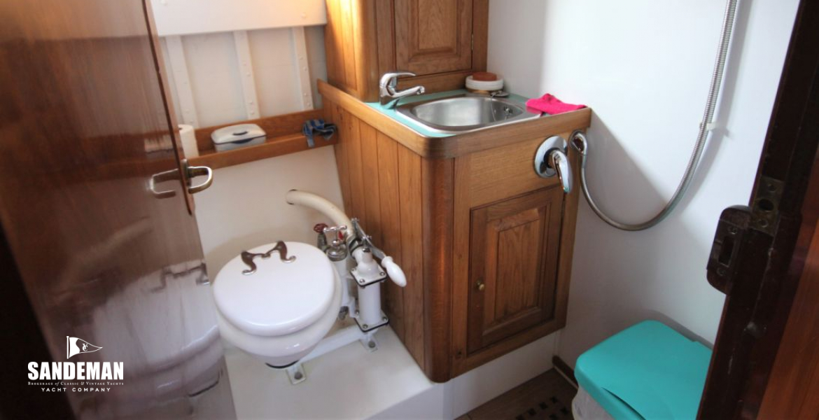 WC Shower room to port