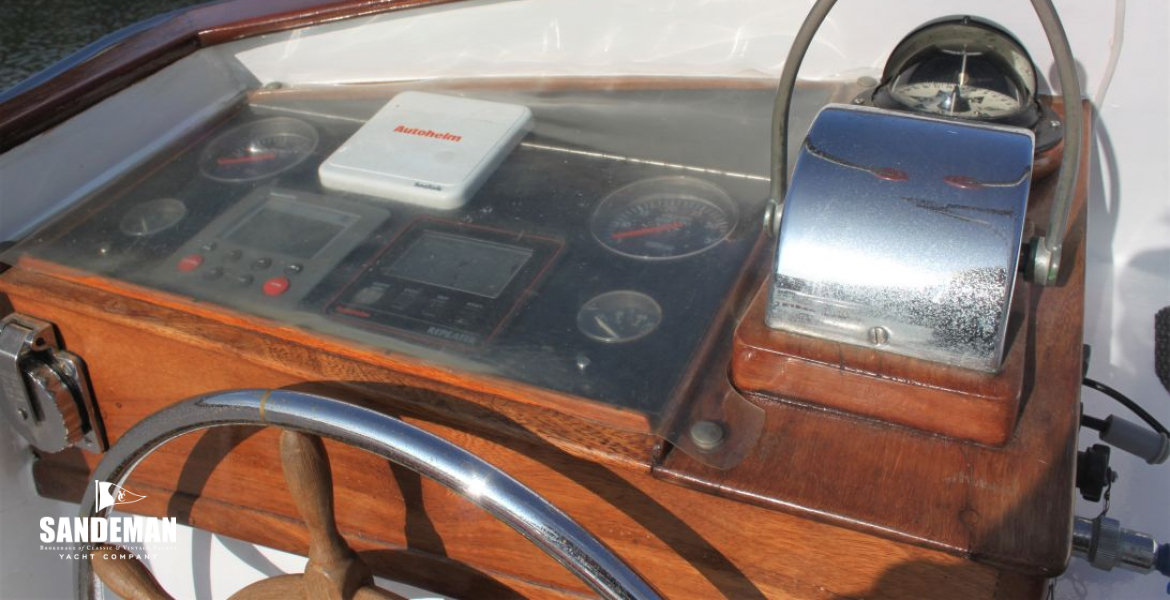 Outside steering position