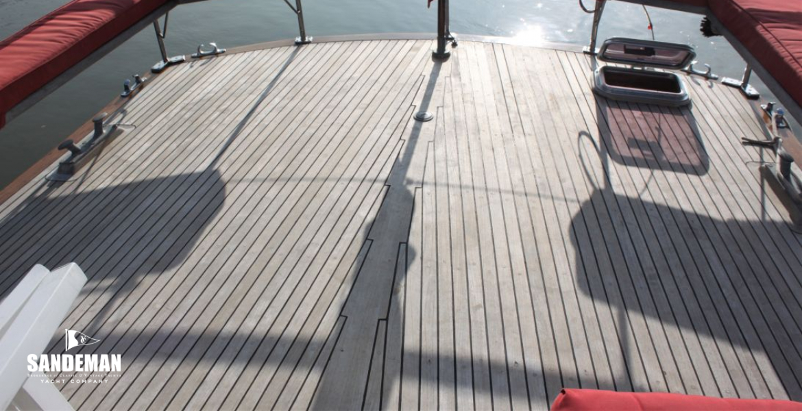 Aft deck view aft