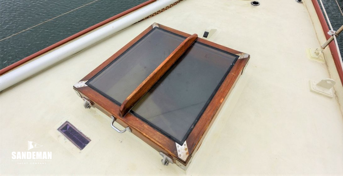 Foredeck view fwd