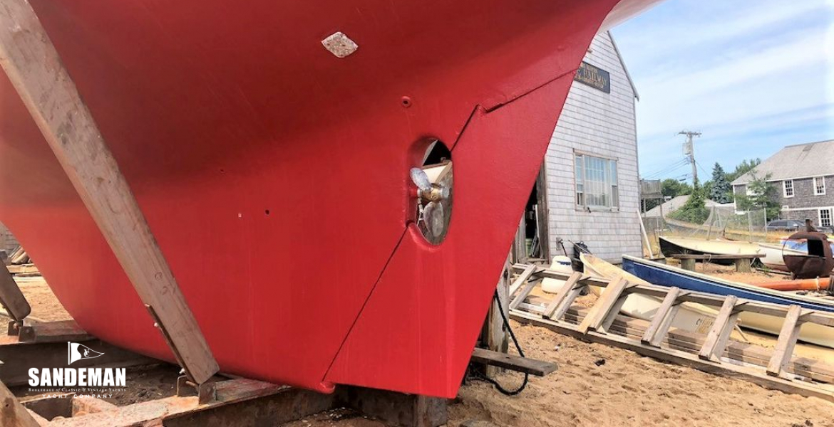 Stern gear