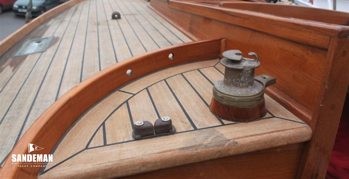 Port raised deck view fwd