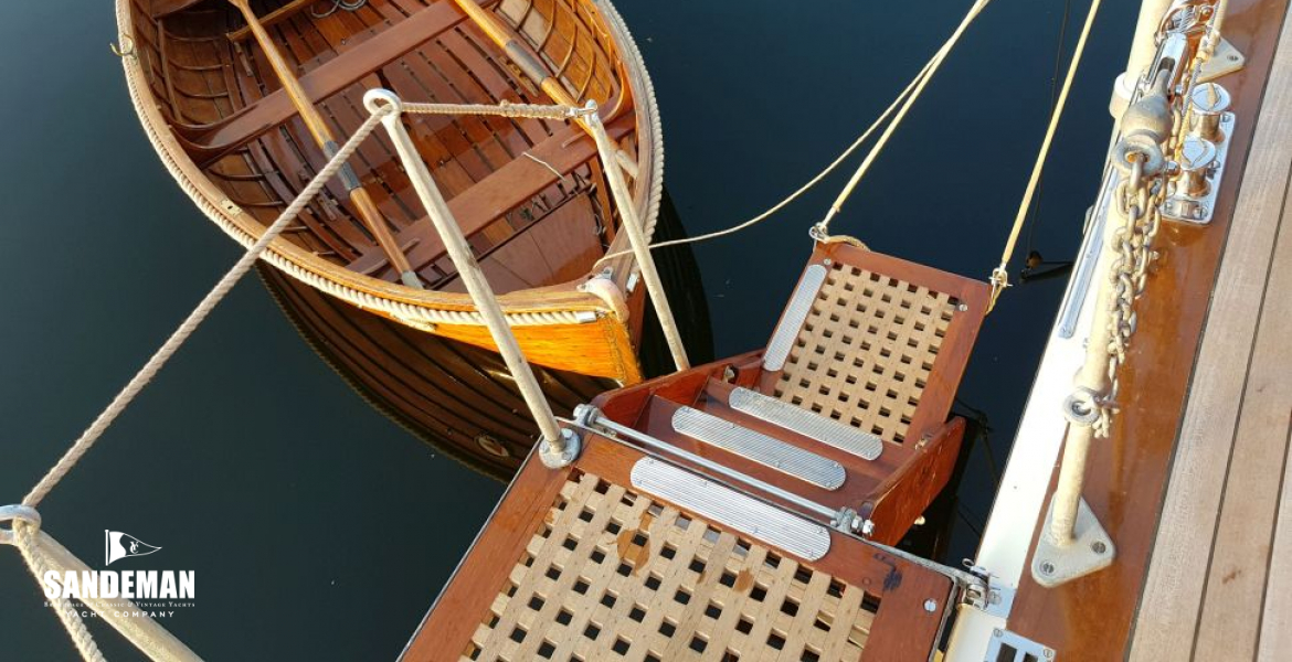 Tender and accommodation ladder