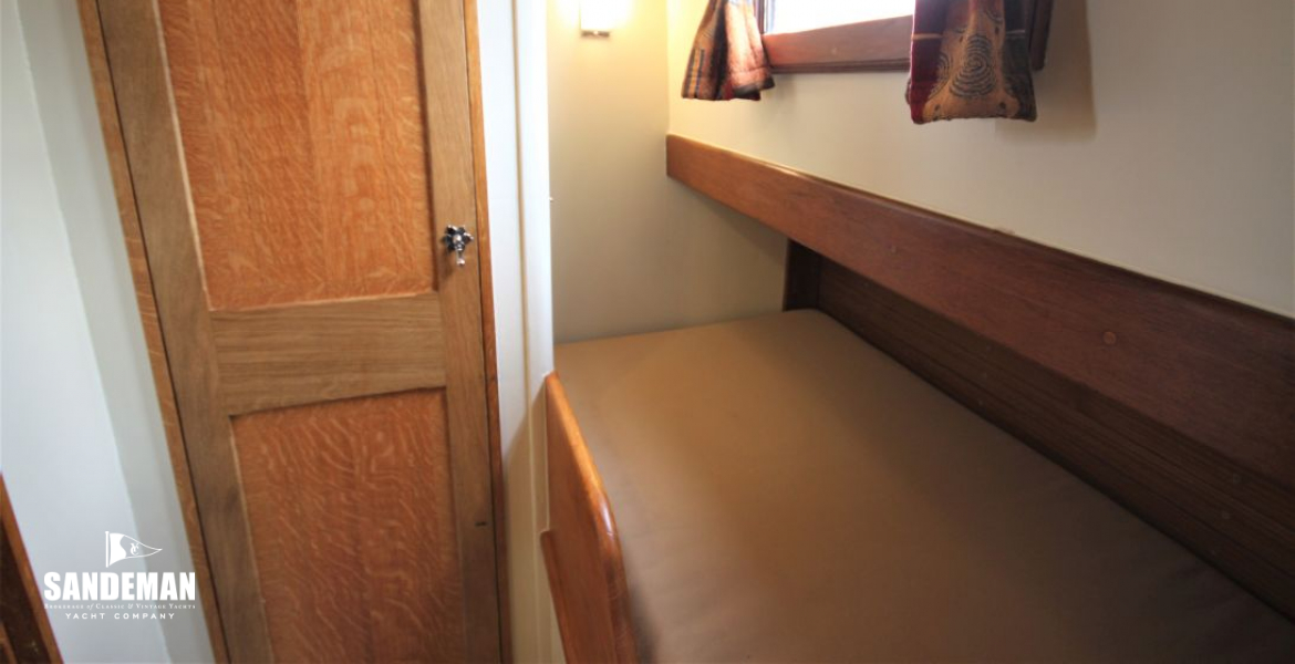 Single cabin to port view aft