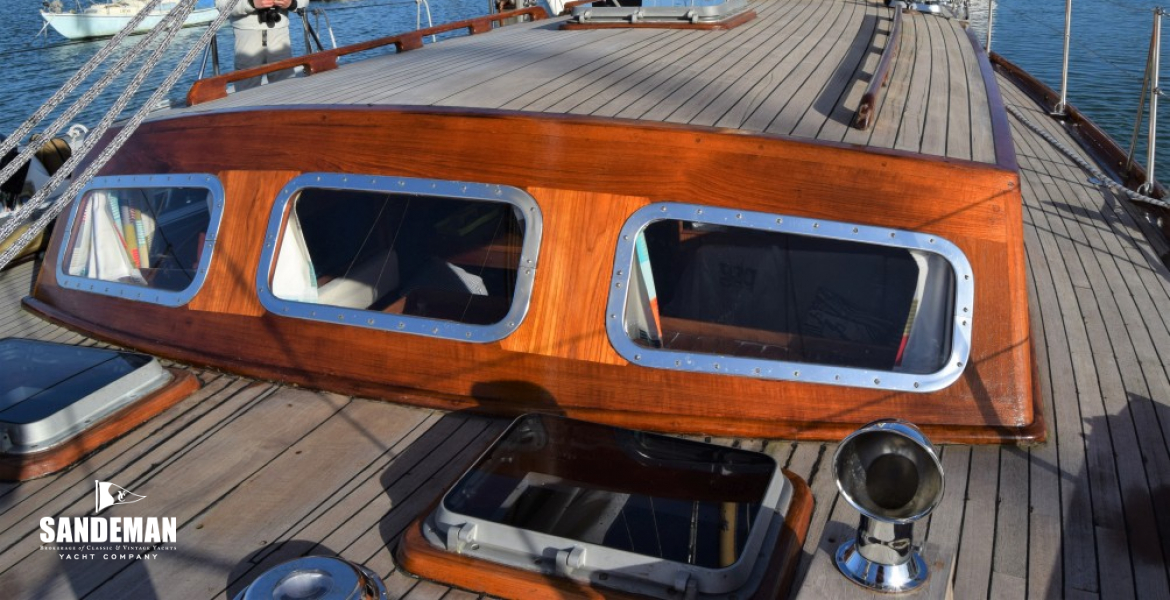 Trunk cabin view aft