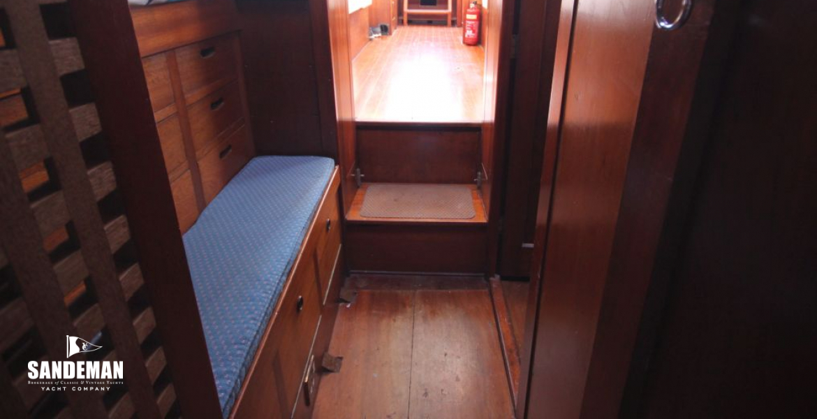 Fwd passage view aft