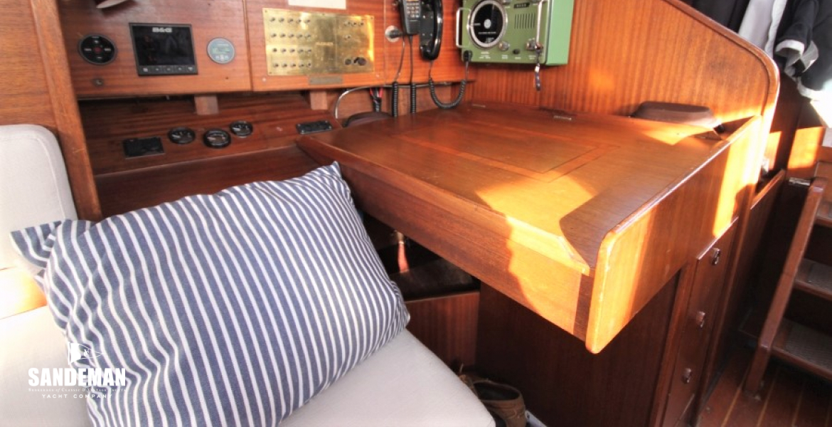 Nav station view aft
