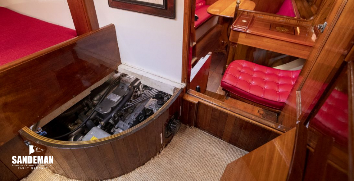 Master cabin engine access