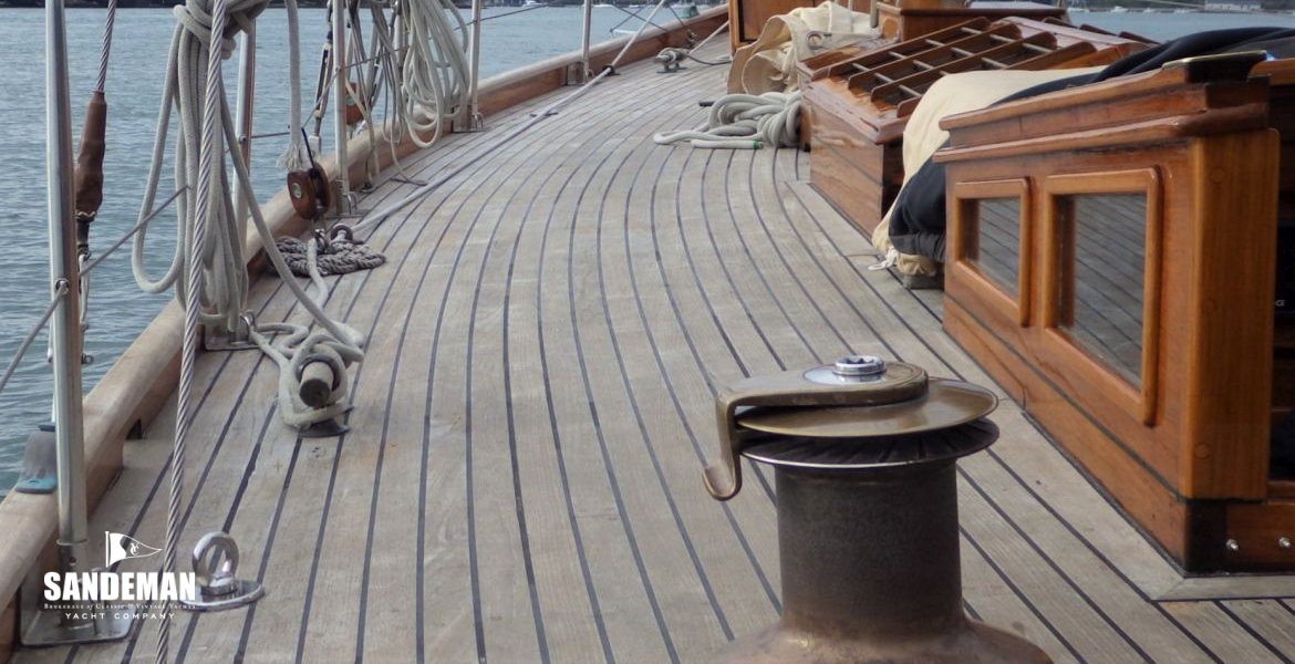 Port side deck view fwd