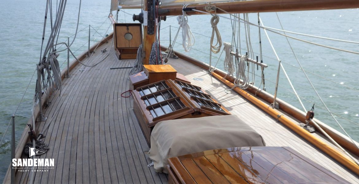 Port side deck view fwd