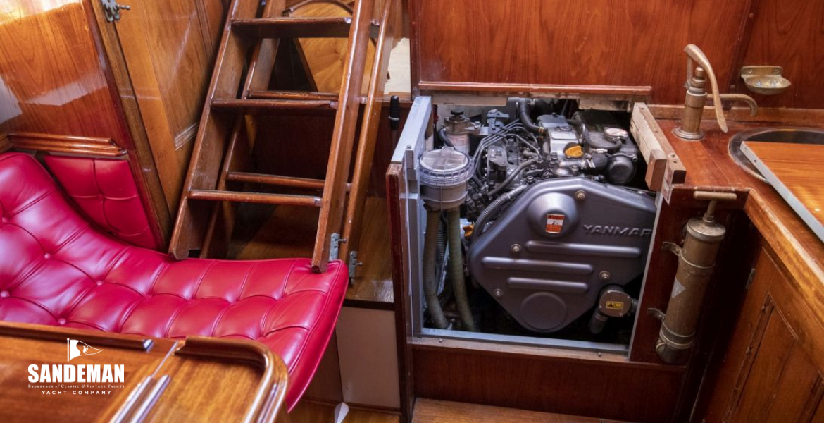 Galley engine access