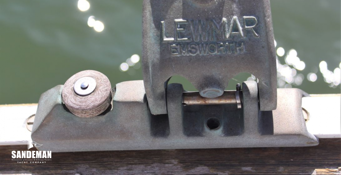 Lewmar period car