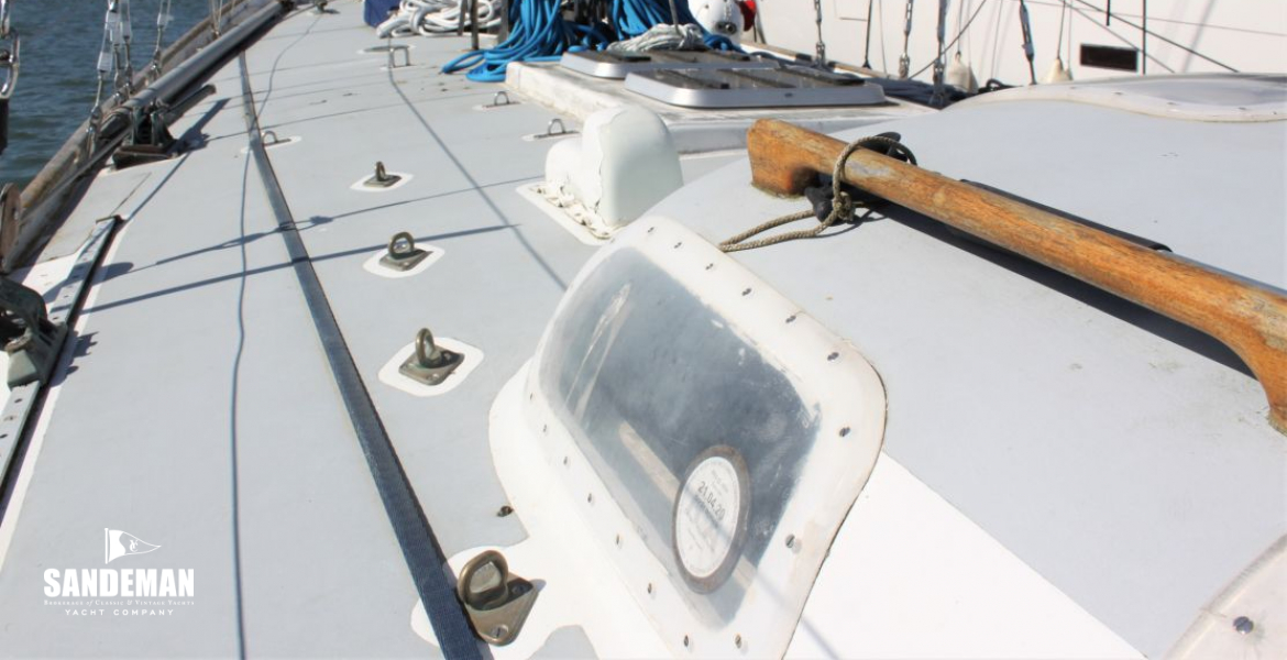 Port side deck view fwd