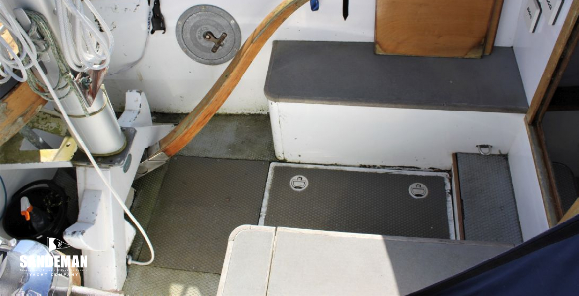 Cockpit view to port