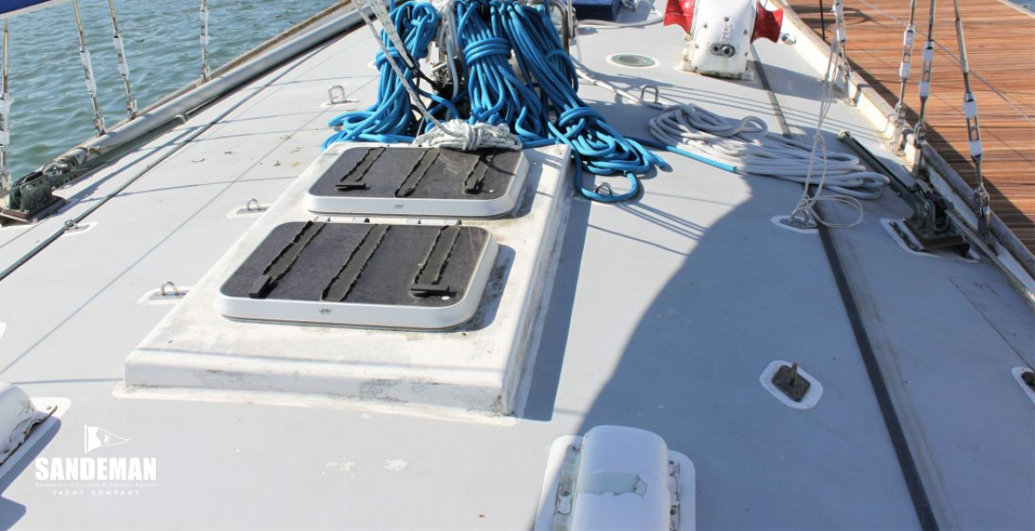 Mid deck view fwd
