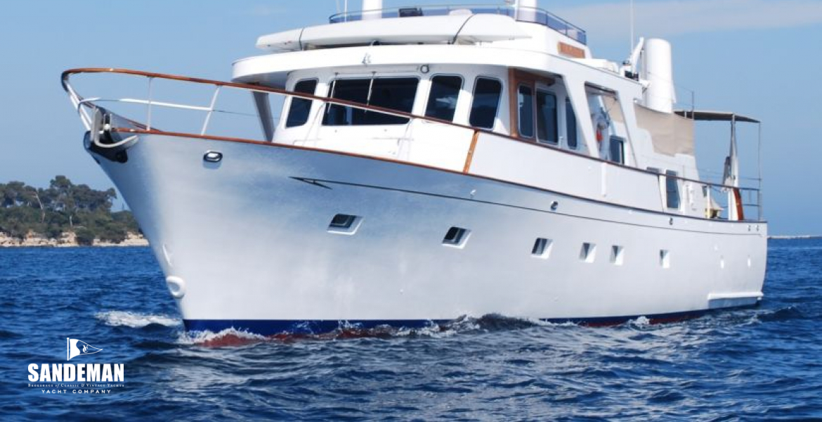 Underway port bow