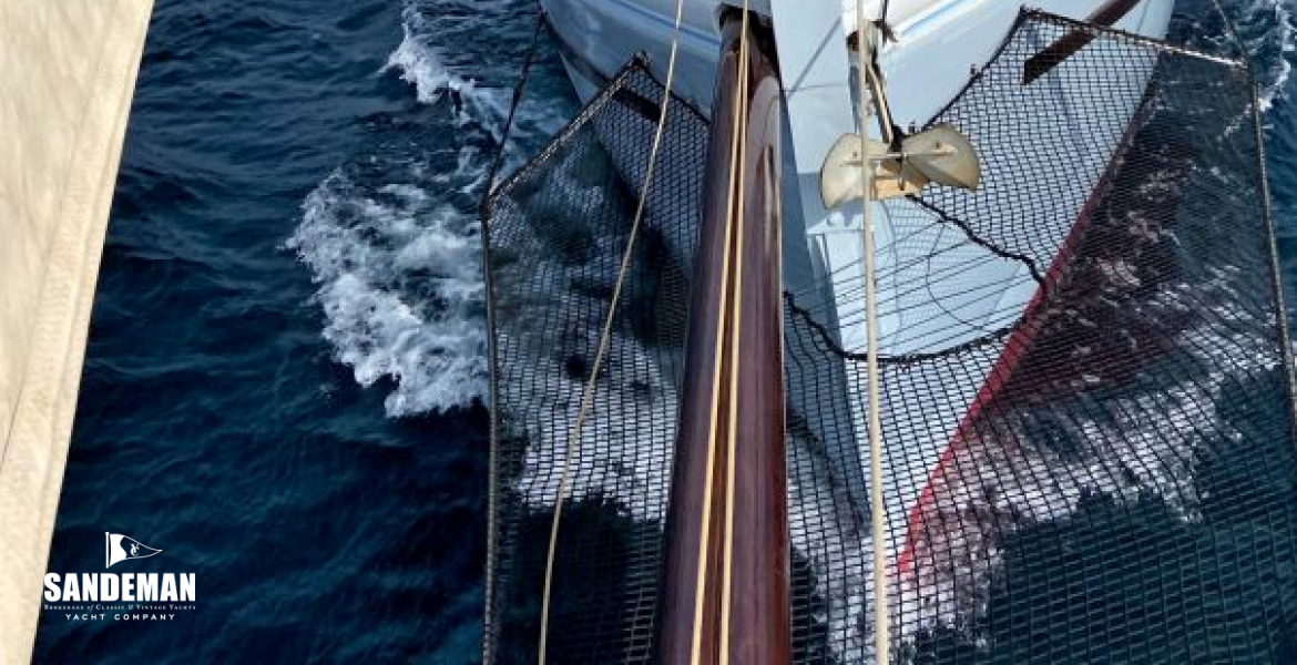 View aft from bowsprit