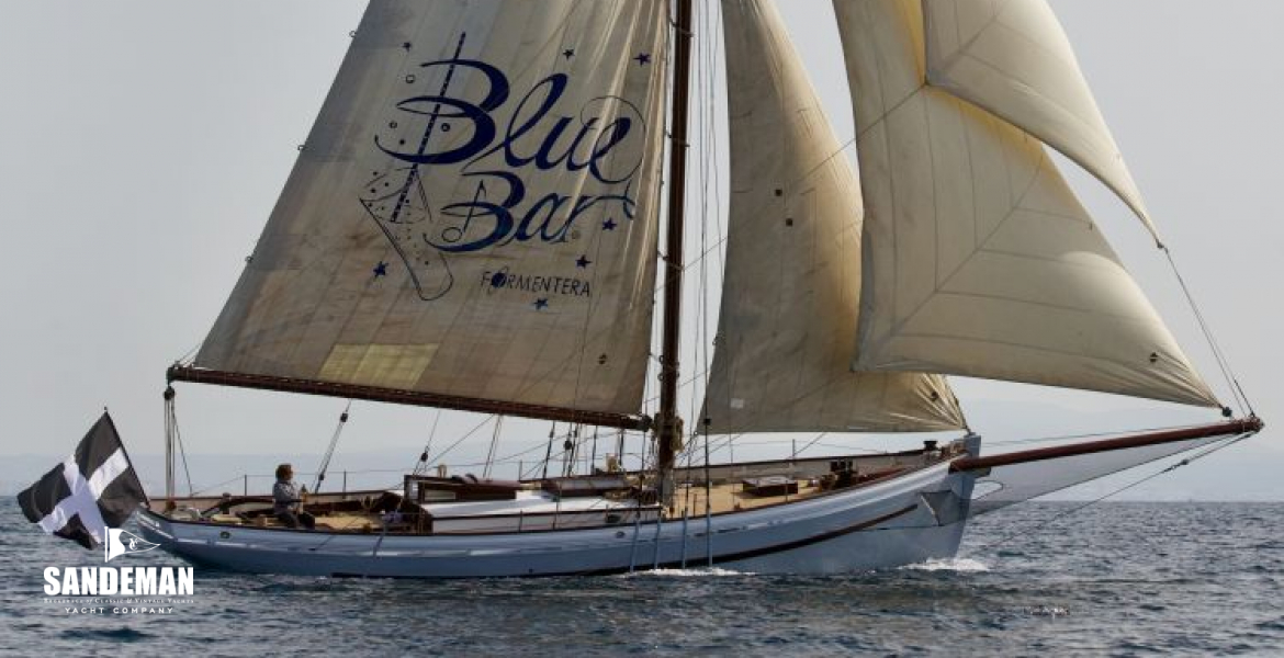 Aft of the beam leeward