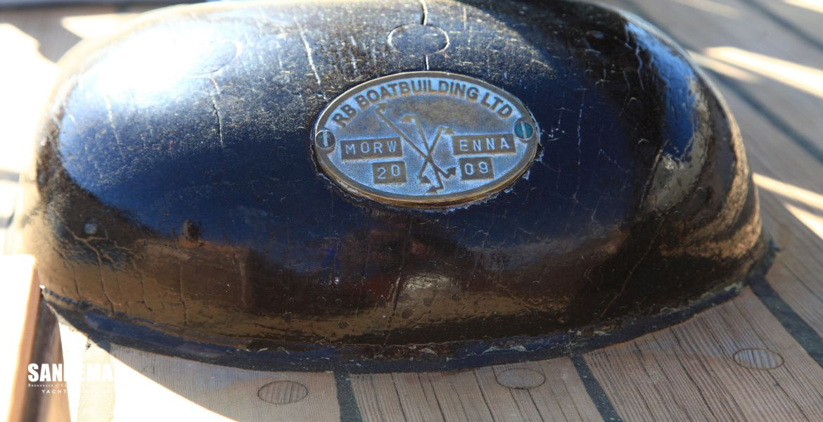 Rudder head