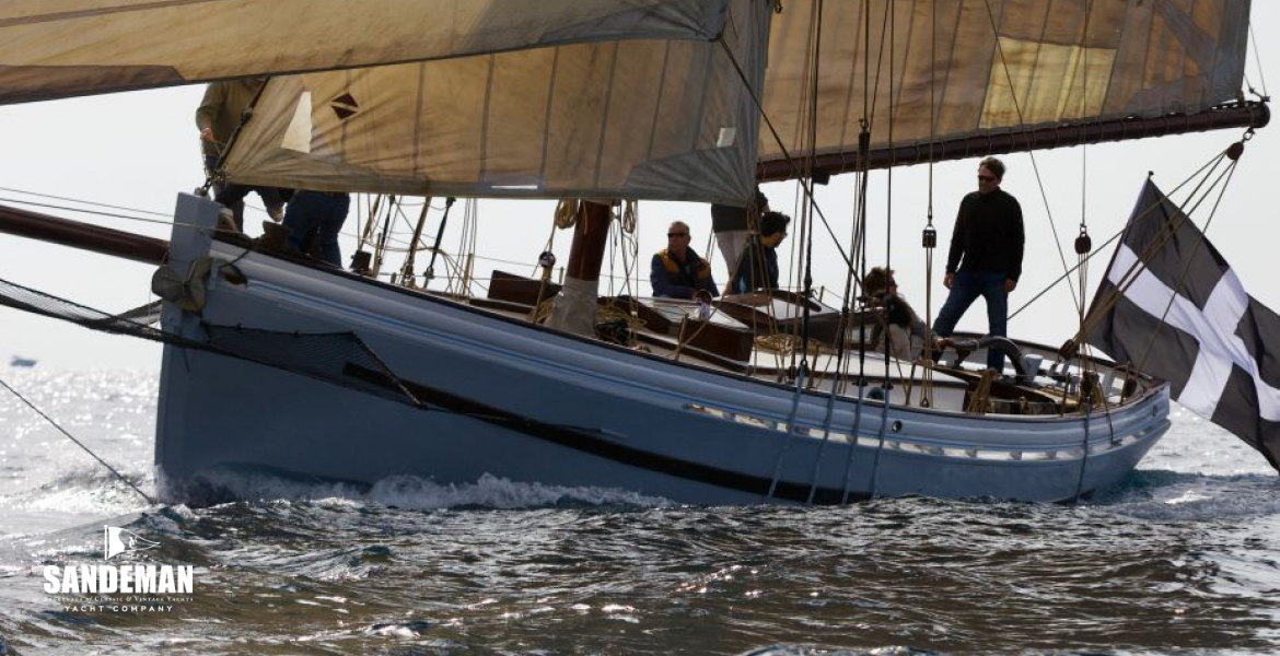  Port bow leeward