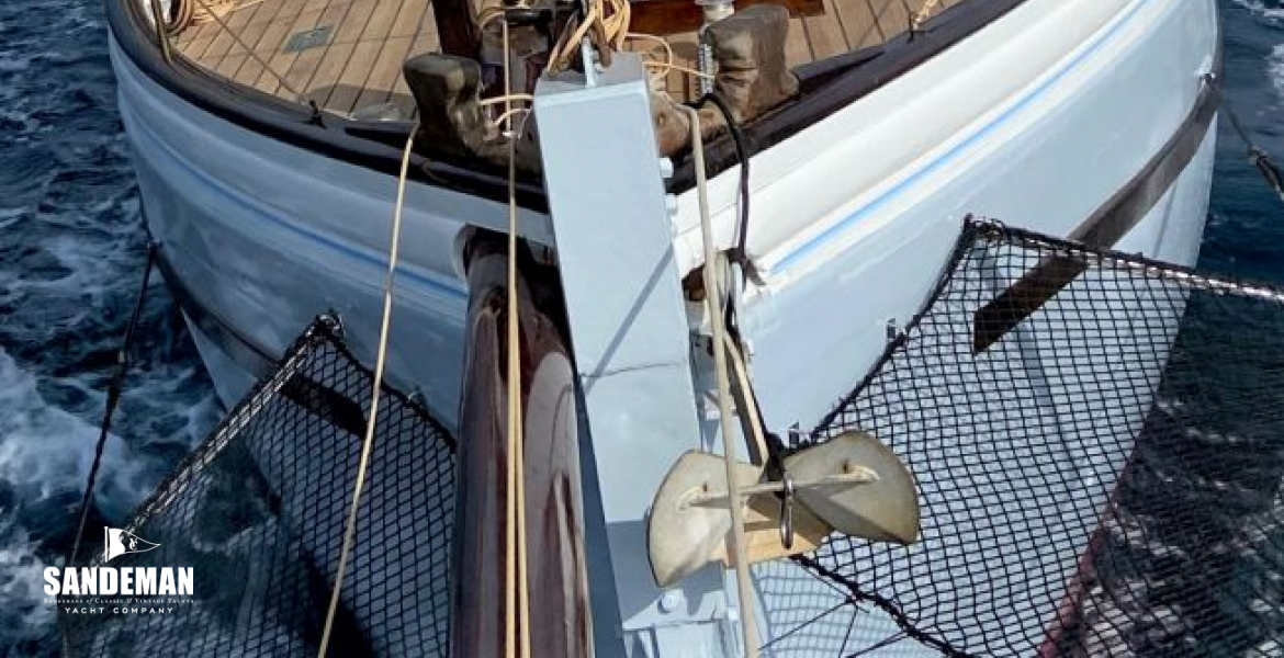 View aft from bowsprit