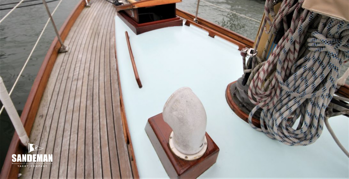 View fwd from mast