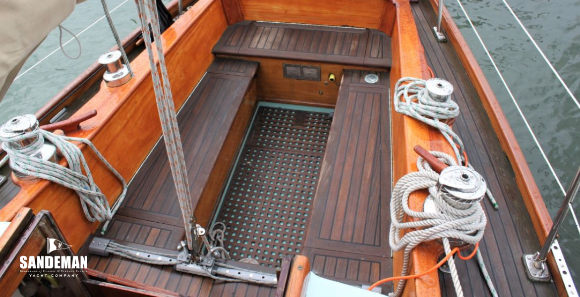 Cockpit view aft