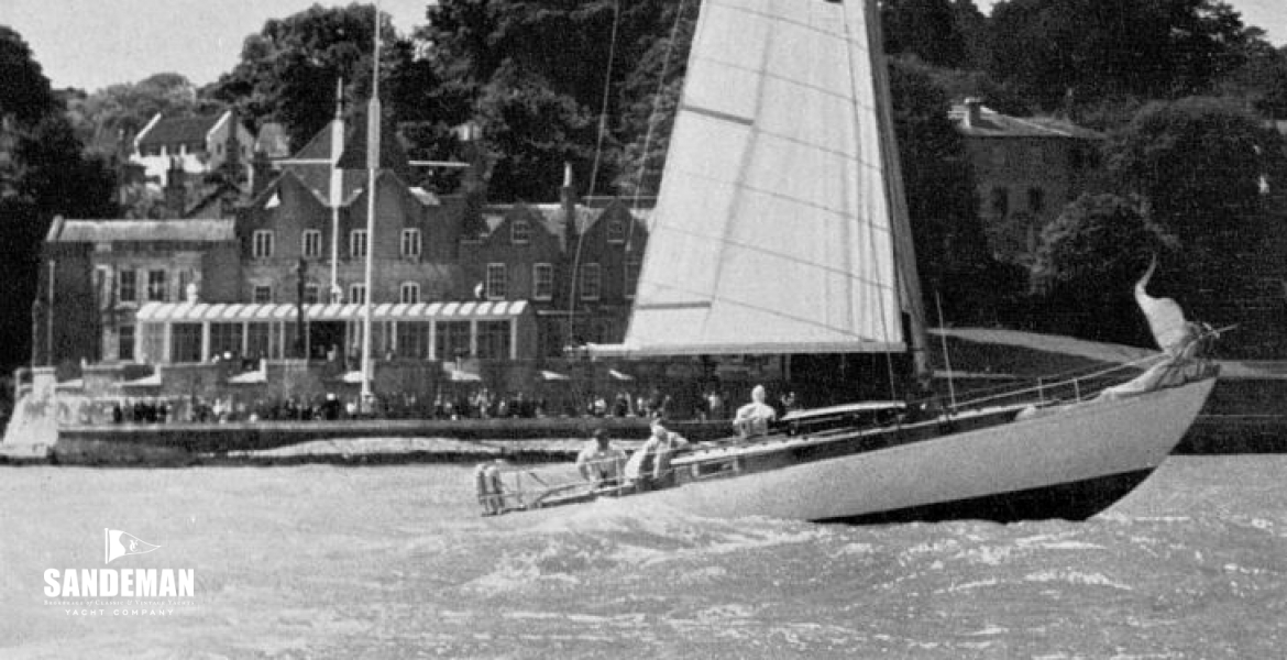 Waiting for the start off RYS, Cowes-Dinard 1961