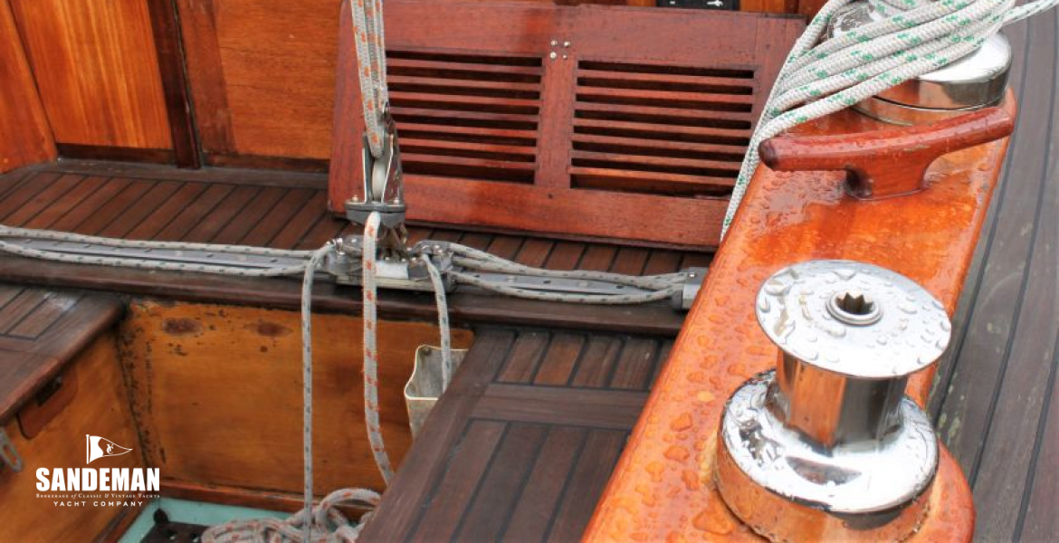 Cockpit view fwd to companionway