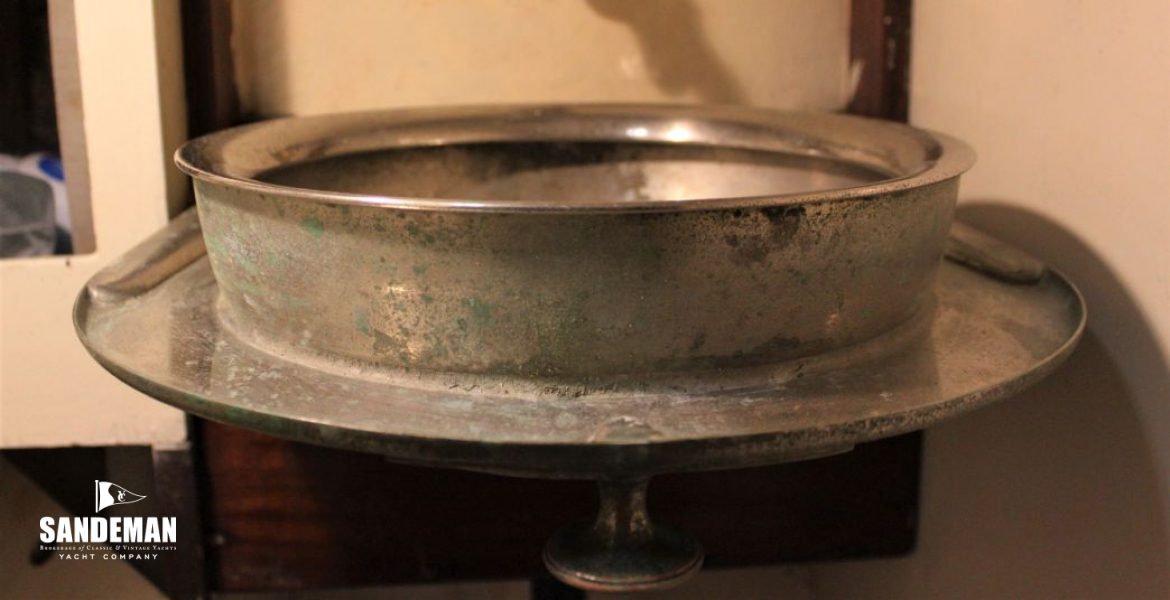 Fold down sink