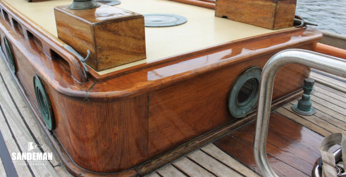 Coachroof view aft