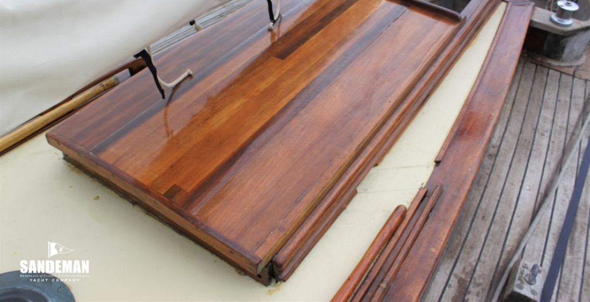 Companionway hatch view aft to stbd