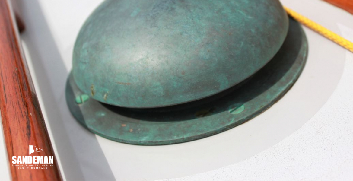 Coachroof mushroom vent