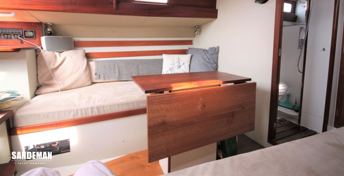 Saloon view to port