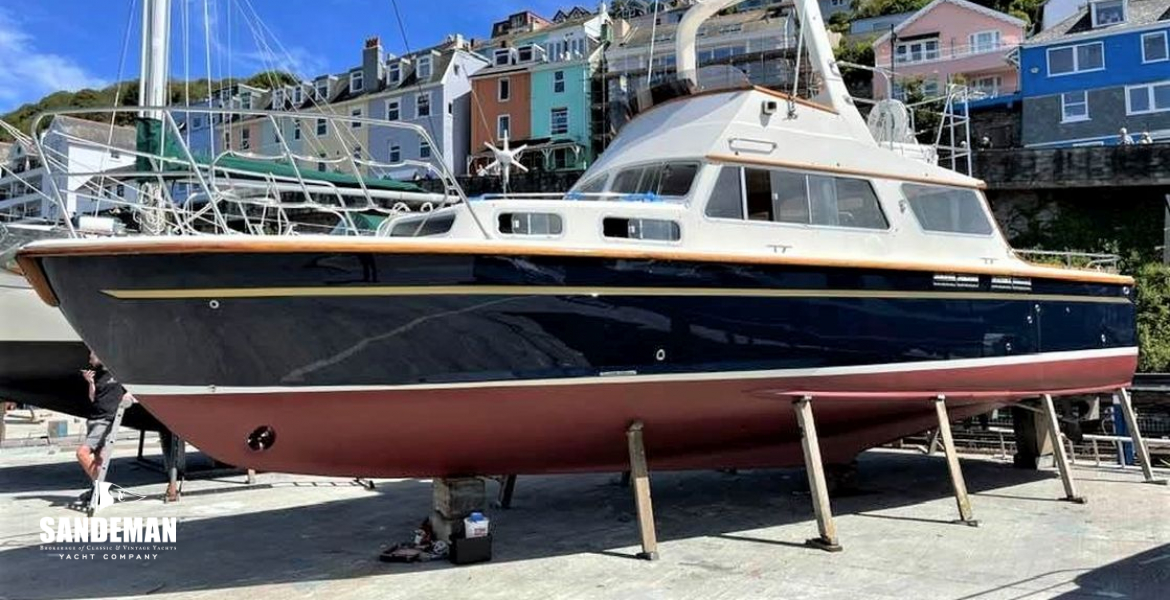 Hauled out port bow