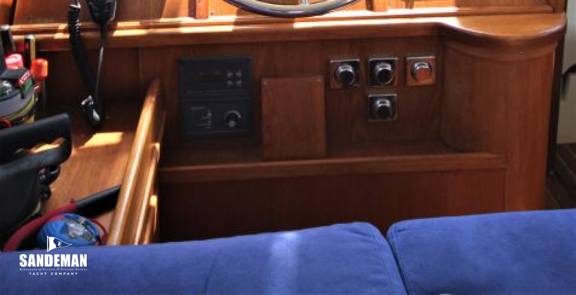 Helm position