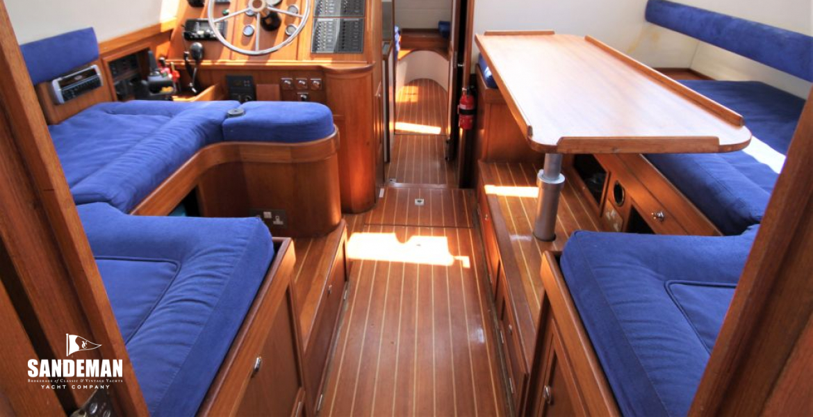 Saloon view fwd