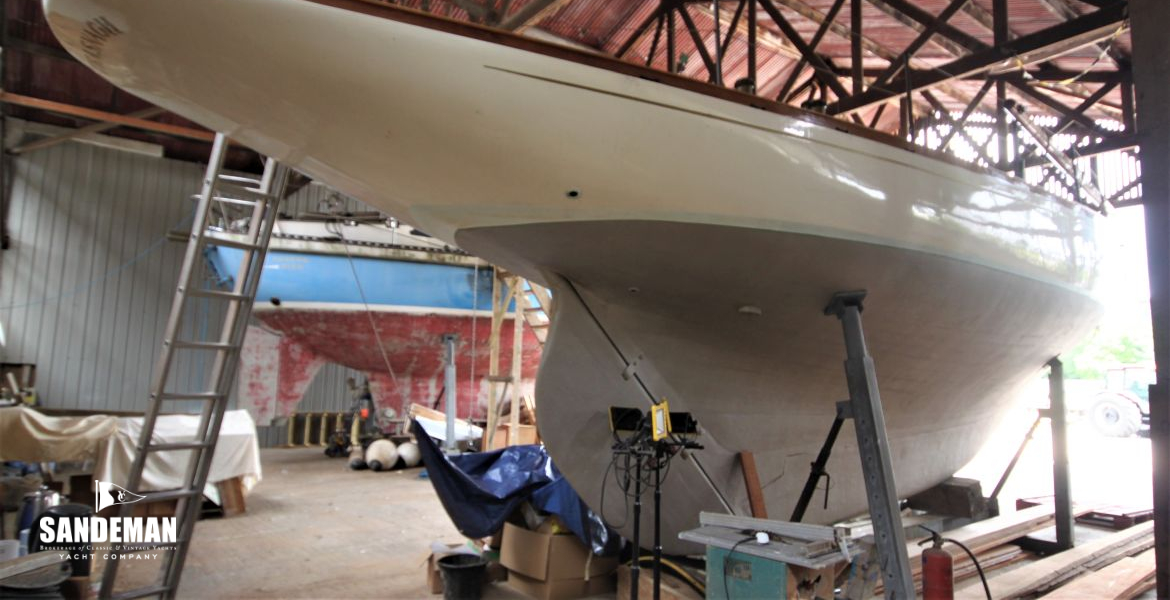 Hauled out astern