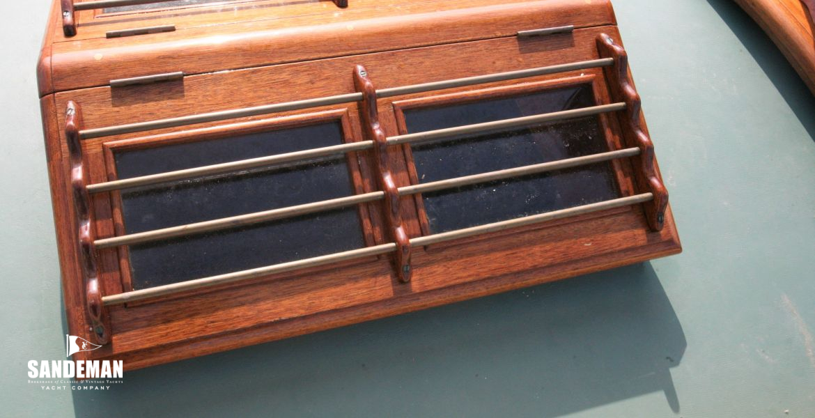 Saloon skylight